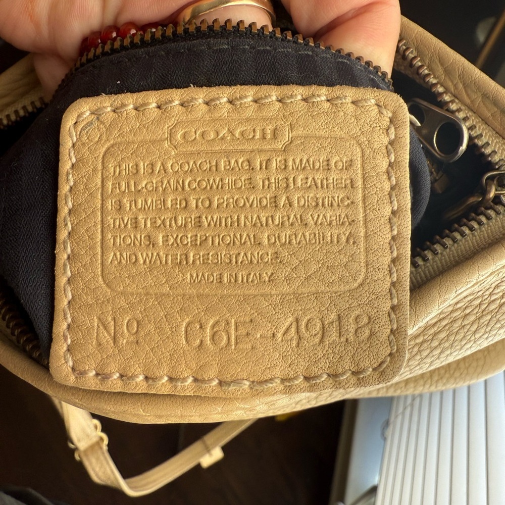 Coach Vintage Sonoma Small Zip Natural Grain Soft Milled Italy Leather Bag 4918 - Picture 2 of 16